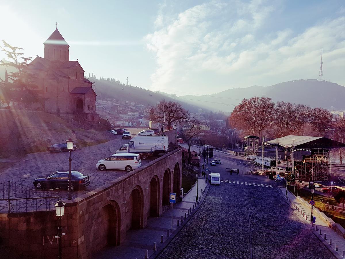 Tiflis Metekhi Hotel Exterior foto