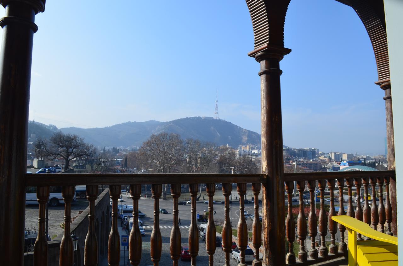 Tiflis Metekhi Hotel Exterior foto
